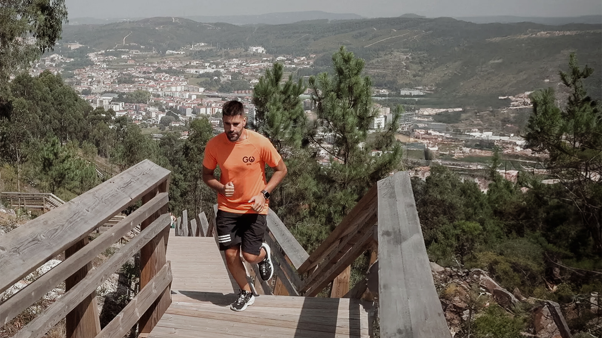 GO RUNNING COVER