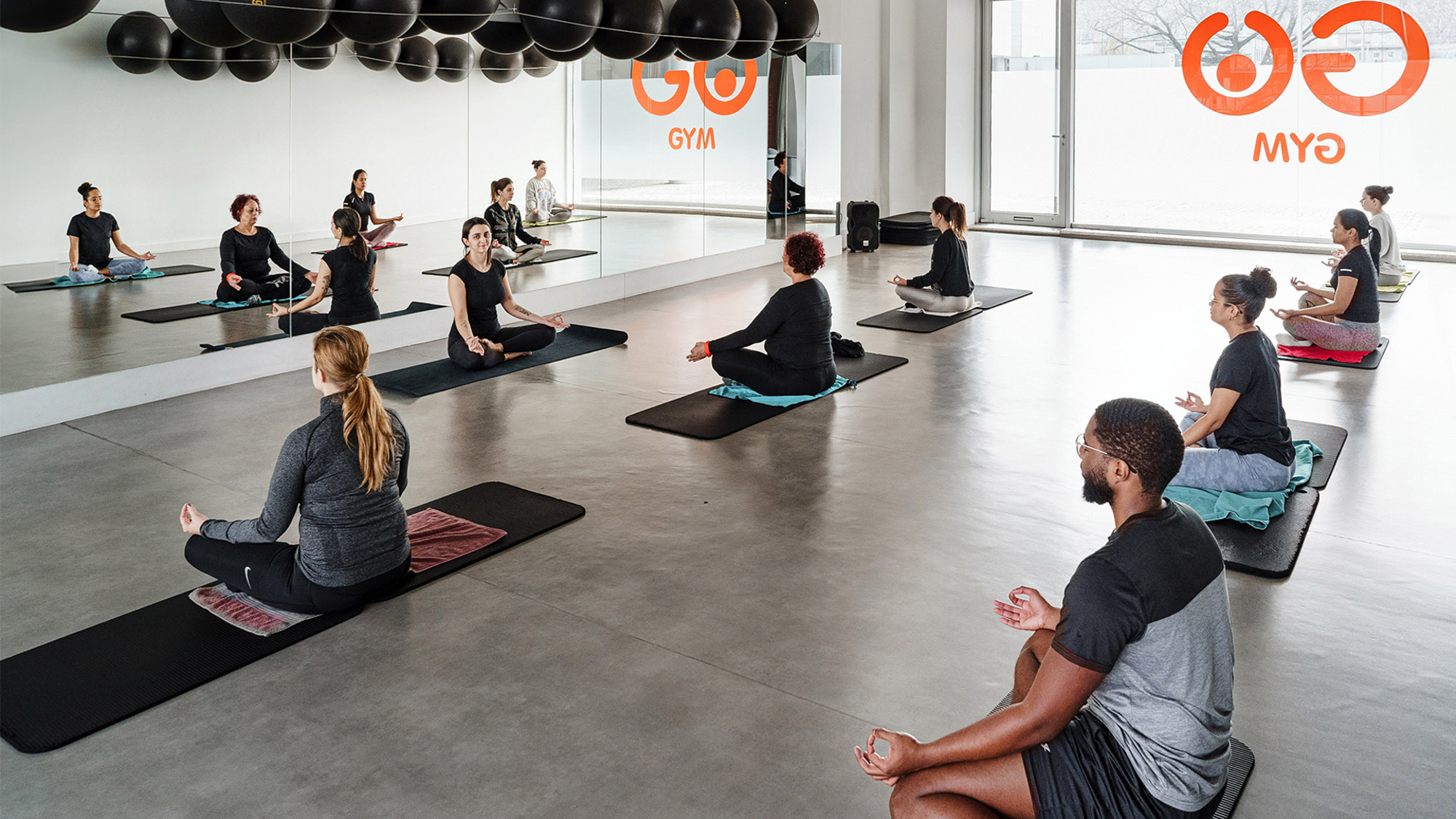 YOGA COVER